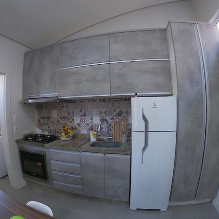 Dhomini Villa ฟลอเรียนอโปลิส ภายนอก รูปภาพ